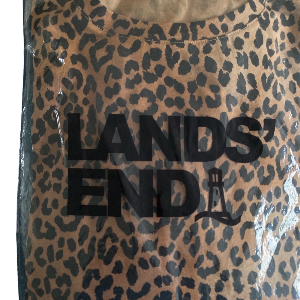 Lands end women’s Supremo Tee